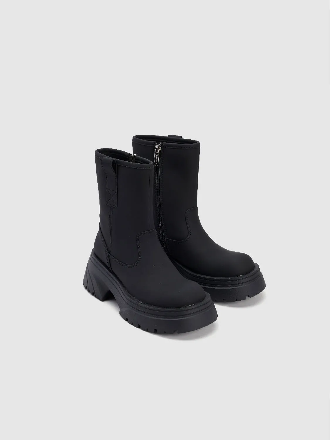 Round Toe Ankle Boots sold by Urban Revivo