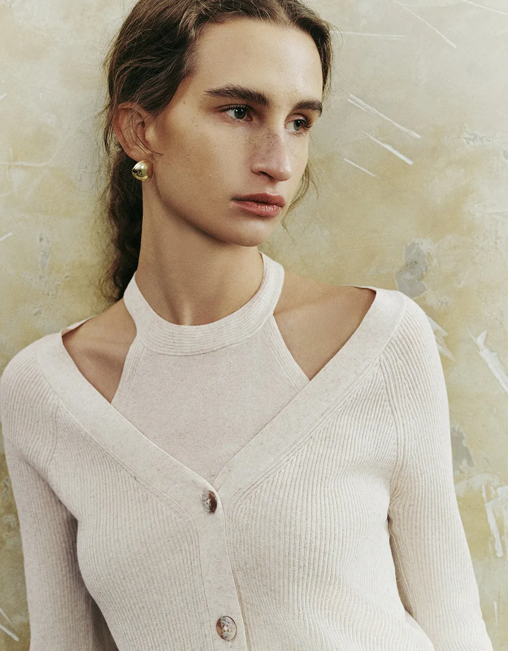 Raglan Sleeve Crew Neck Knitted Cardigan sold by Urban Revivo product image thumbnail 4