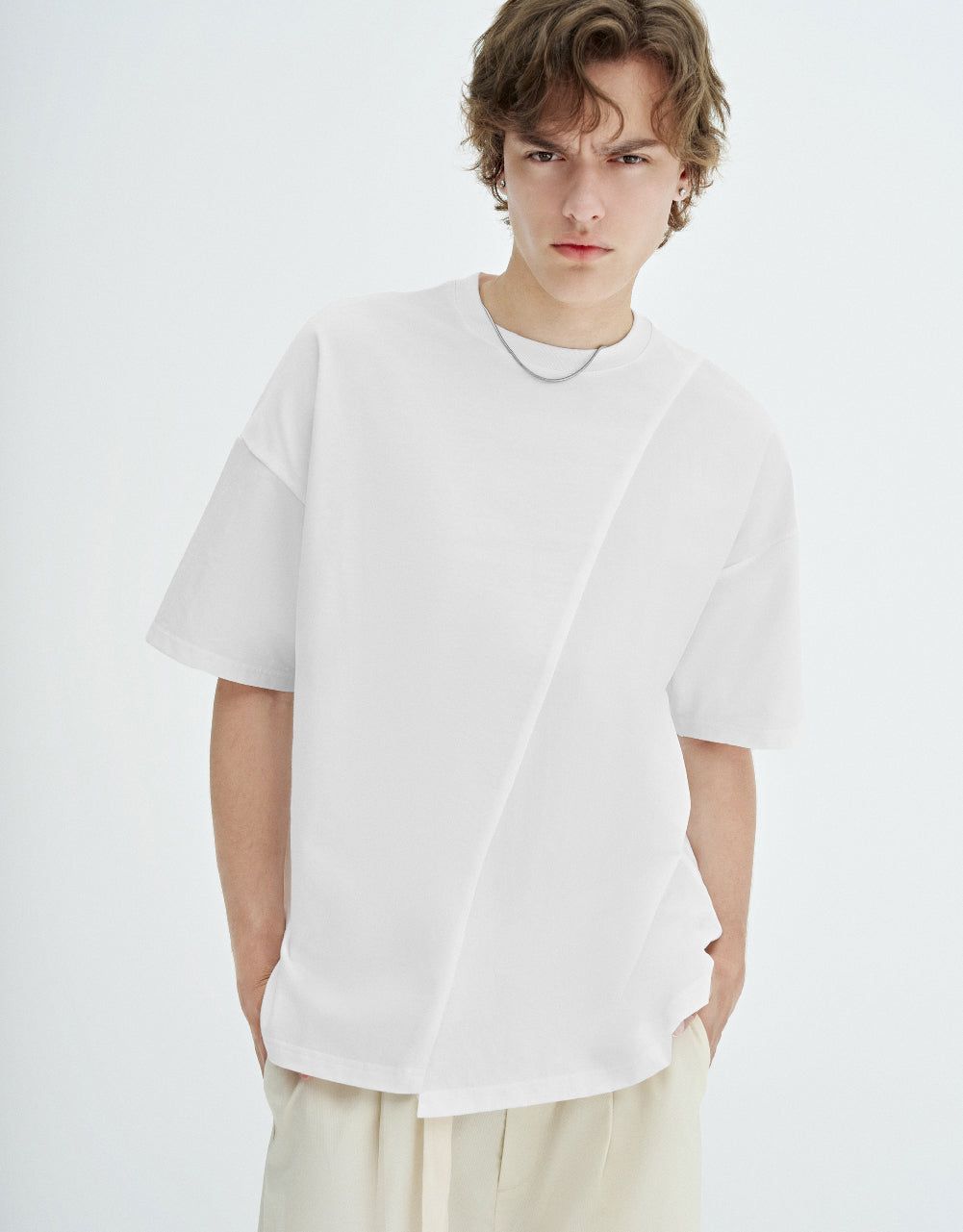Drop Shoulder Sleeve Crew Neck T-Shirt sold by Urban Revivo product image thumbnail 3