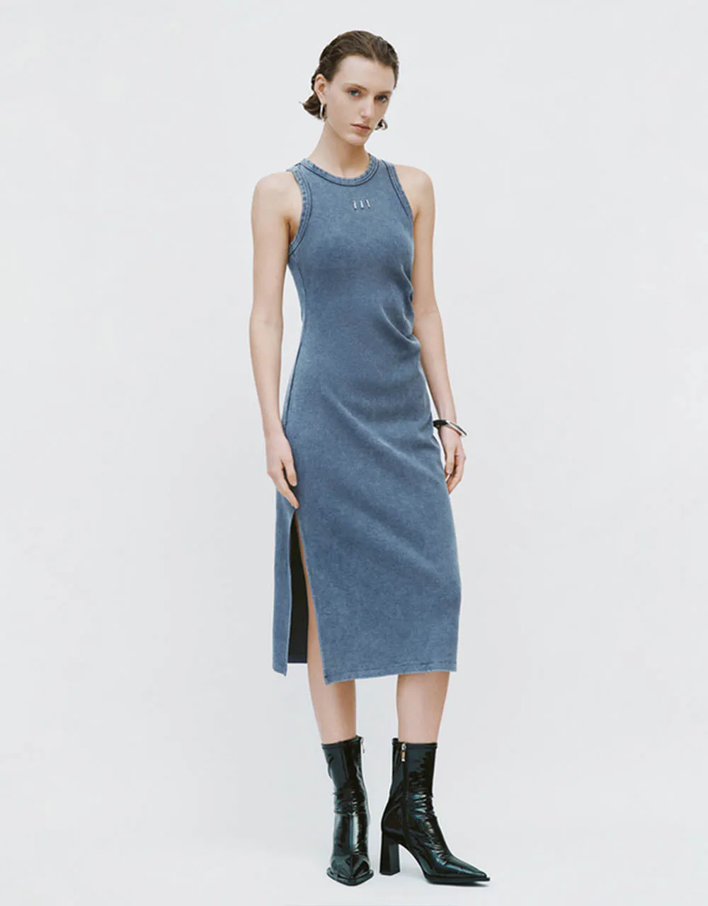 Sleeveless U Neck Straight Dress sold by Urban Revivo