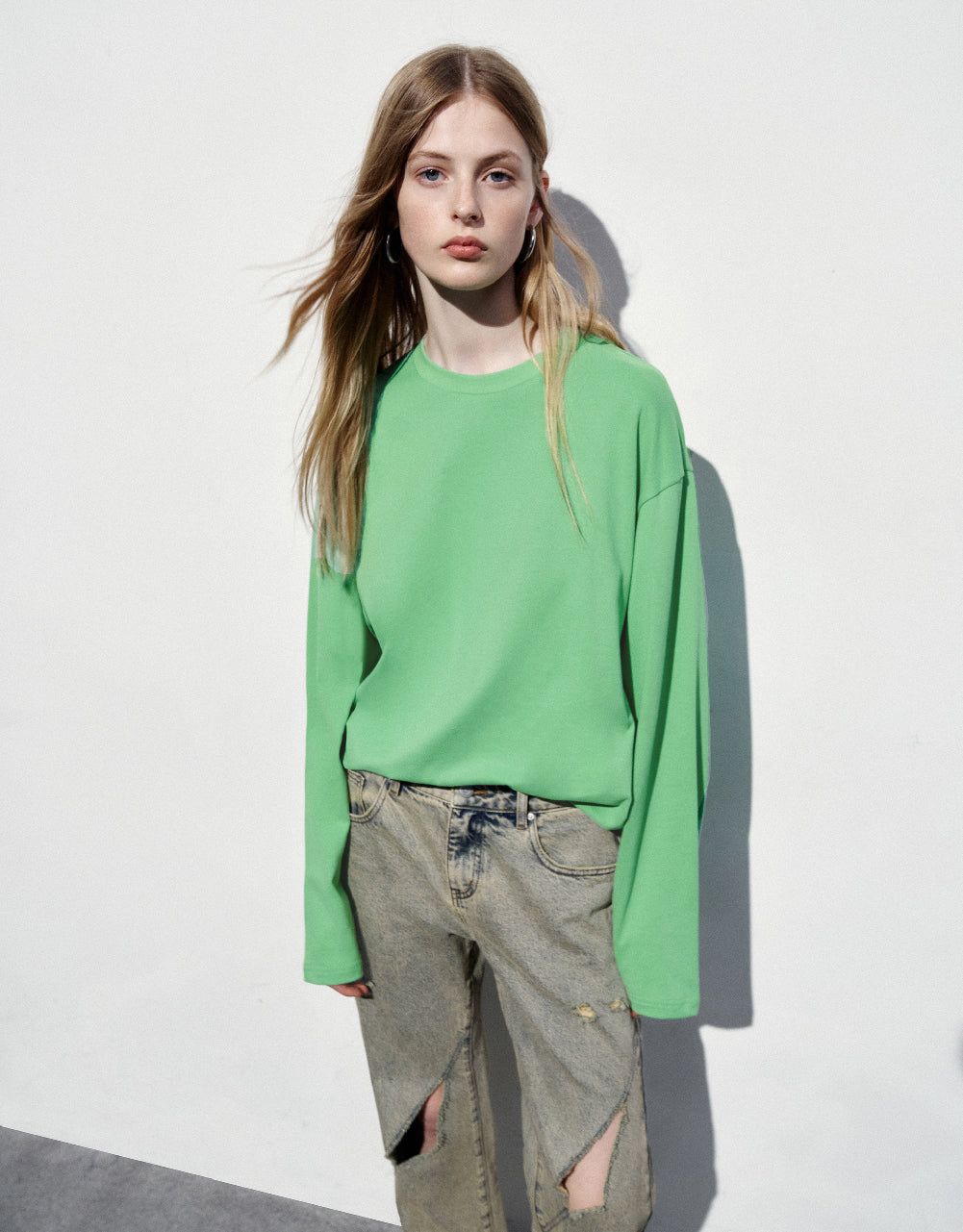 Crew Neck Straight T-Shirt sold by Urban Revivo product image thumbnail 3