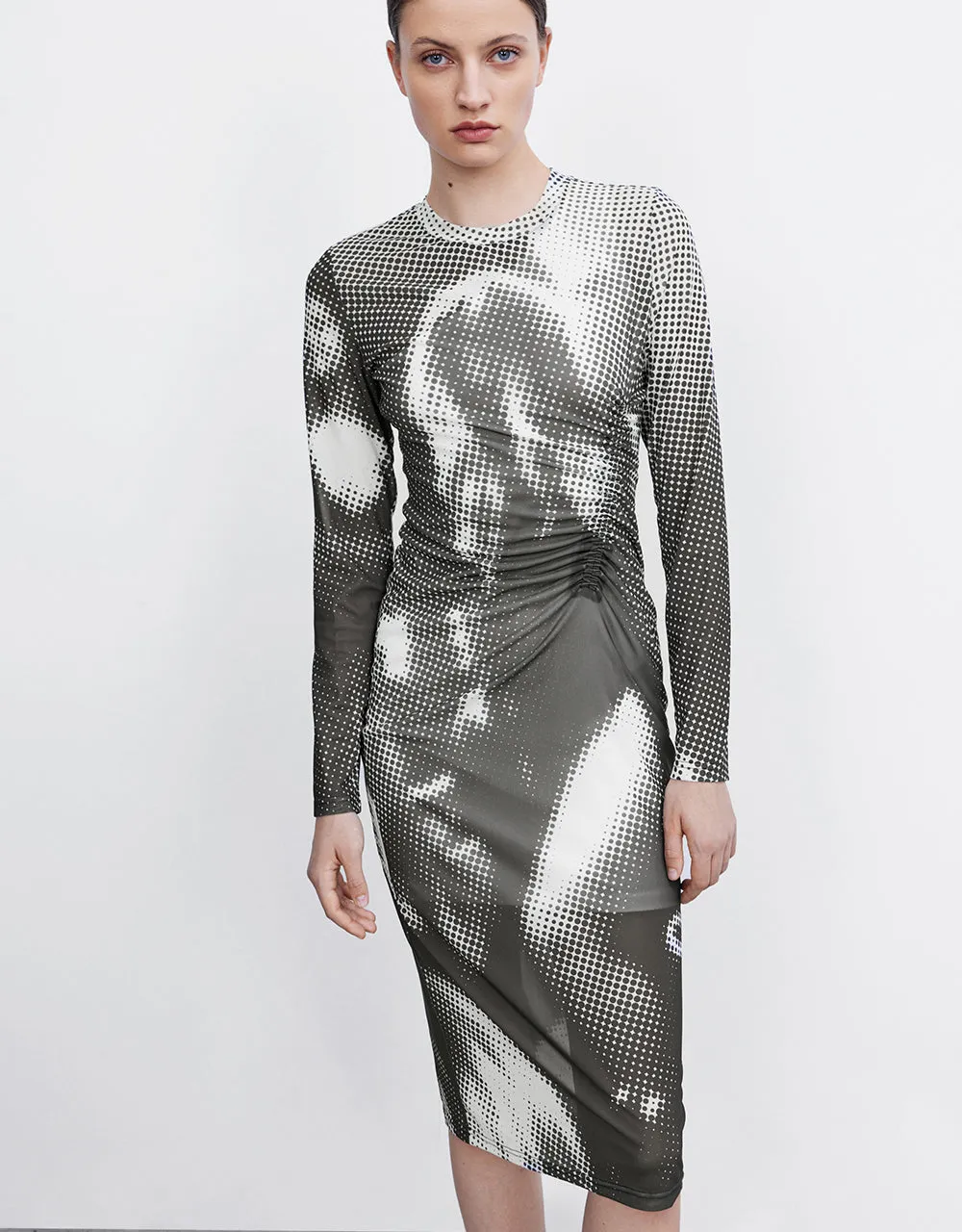 Ruched Printed Midi Dress sold by Urban Revivo product image thumbnail 3