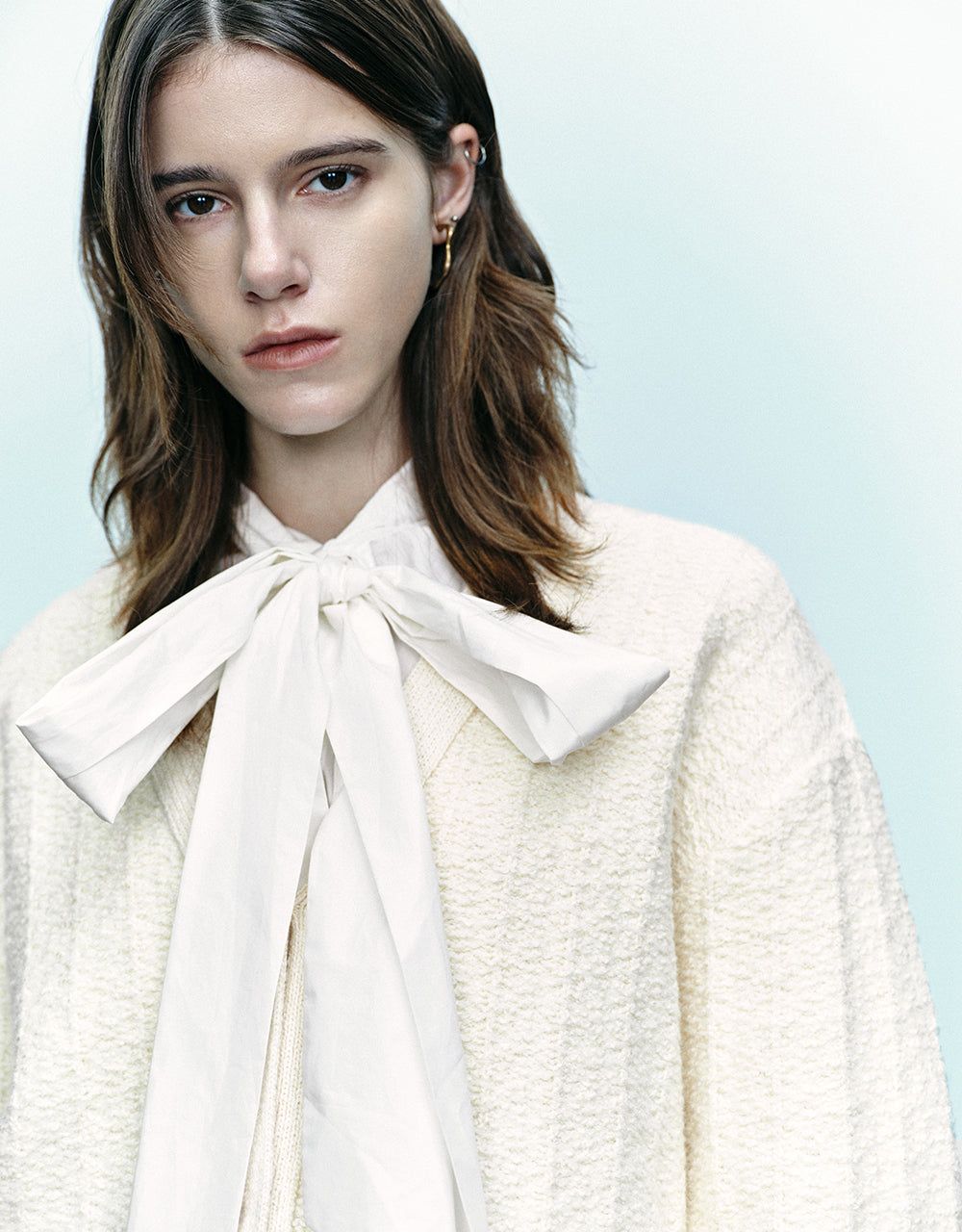 Drop Shoulder Sleeve V-Neck Knitted Cardigan sold by Urban Revivo product image thumbnail 5