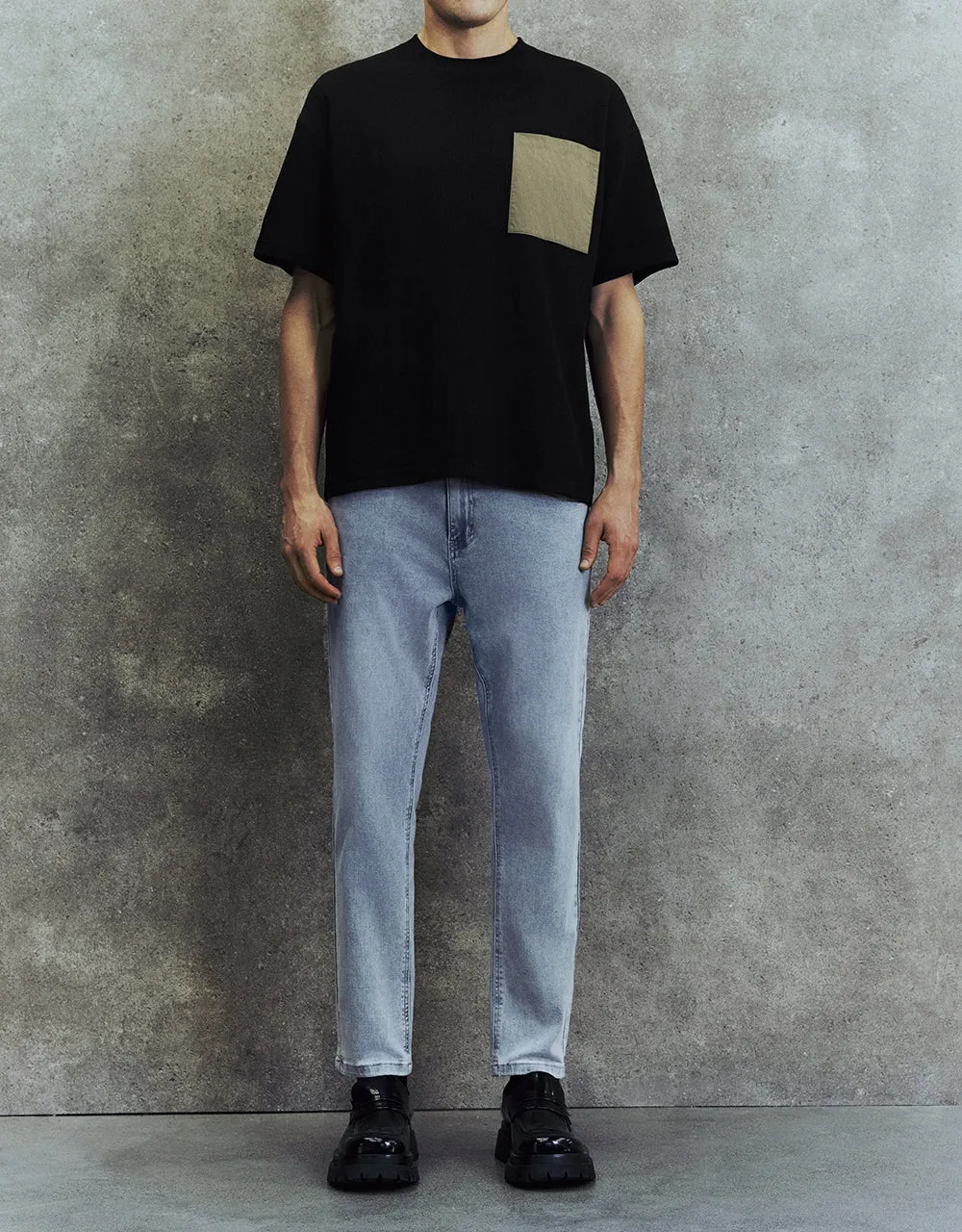 Straight Jeans sold by Urban Revivo product image thumbnail 2