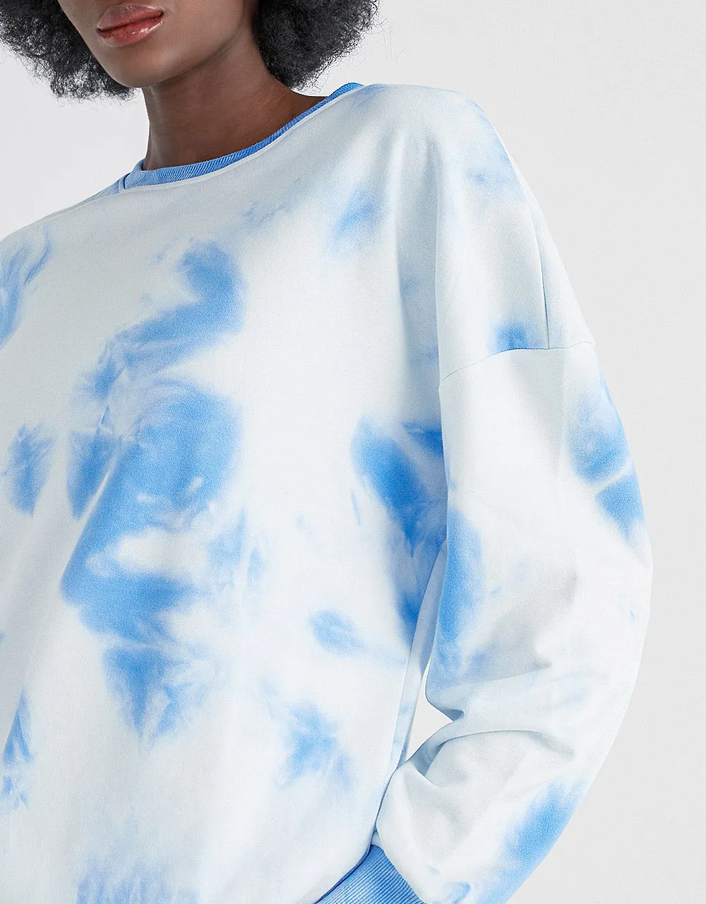 Tie Dye Drop Shoulder Sweatshirt sold by Urban Revivo product image thumbnail 4