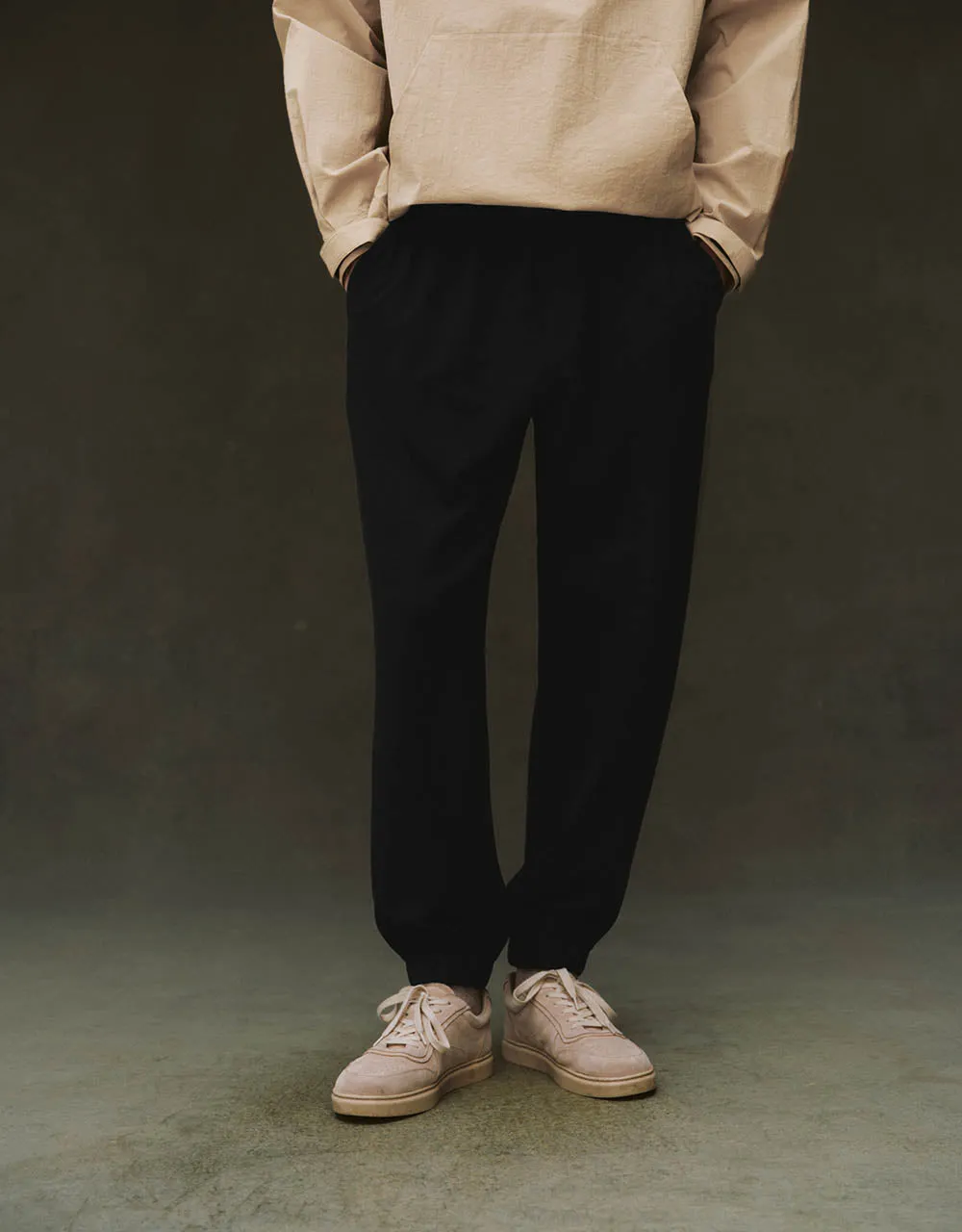 Elastic Waist Knitted Jogger Pants sold by Urban Revivo product image thumbnail 2