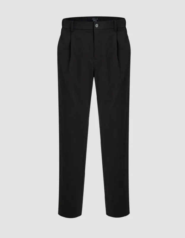 Carrot Fit Pants sold by Urban Revivo