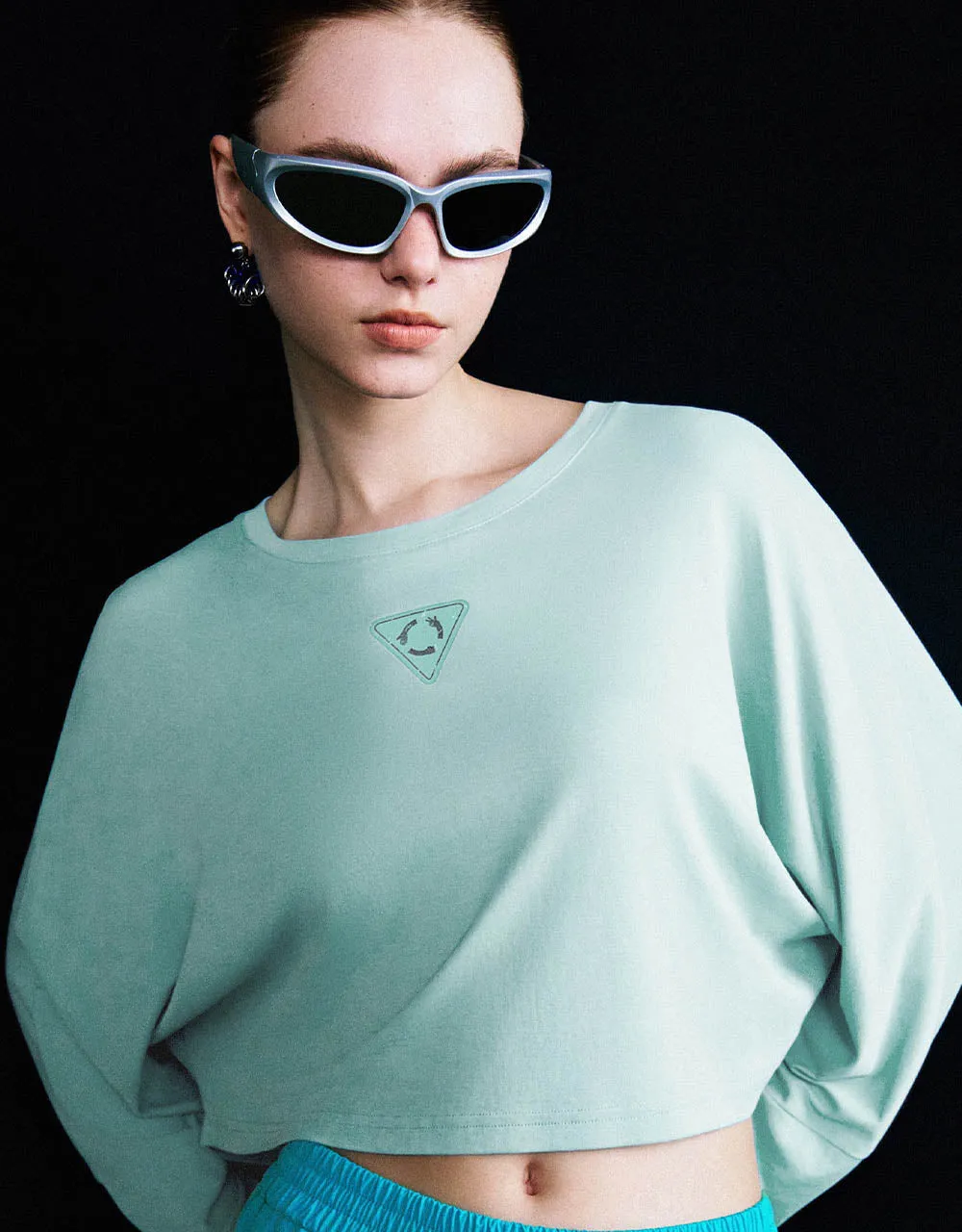 Crew Neck Straight T-Shirt sold by Urban Revivo product image thumbnail 4