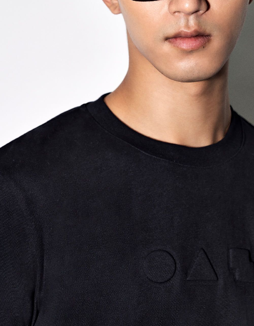 Shape Embossed Crew Neck T-Shirt sold by Urban Revivo product image thumbnail 4