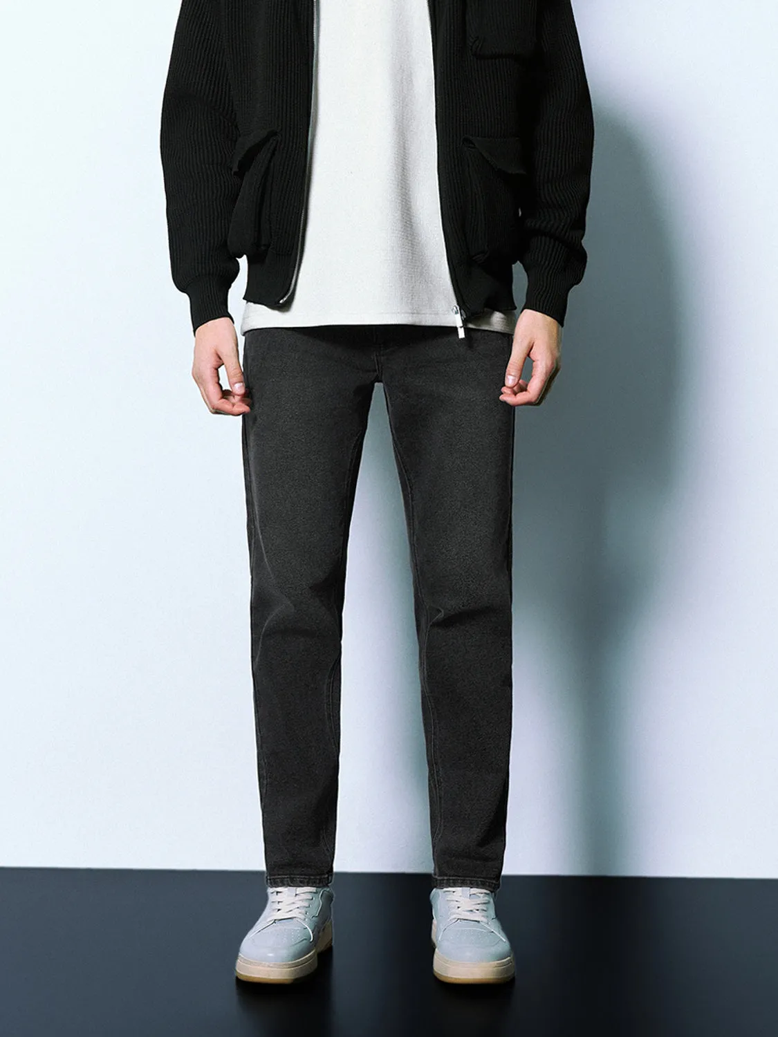 Straight Jeans sold by Urban Revivo product image thumbnail 2