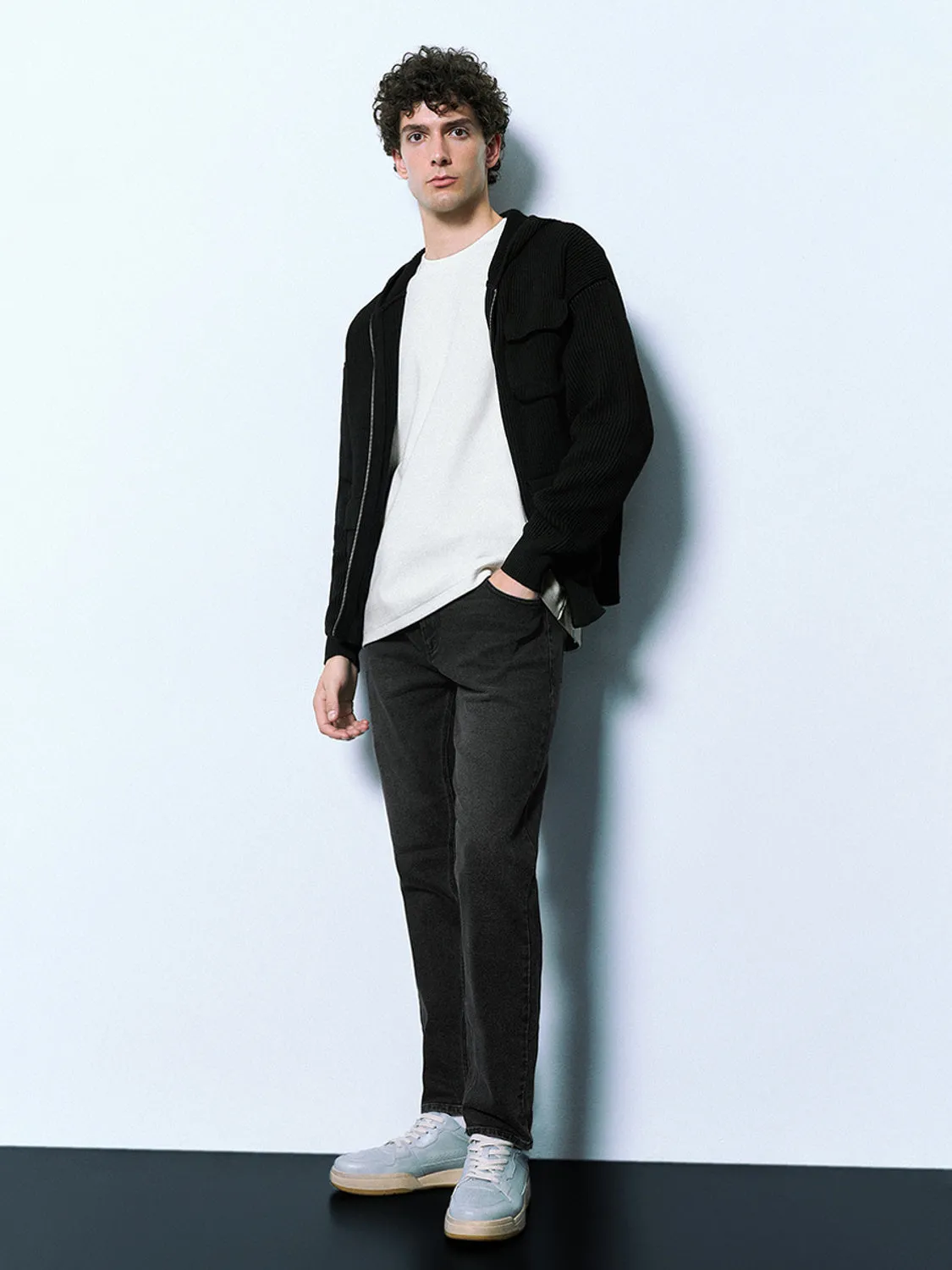 Straight Jeans sold by Urban Revivo product image thumbnail 5