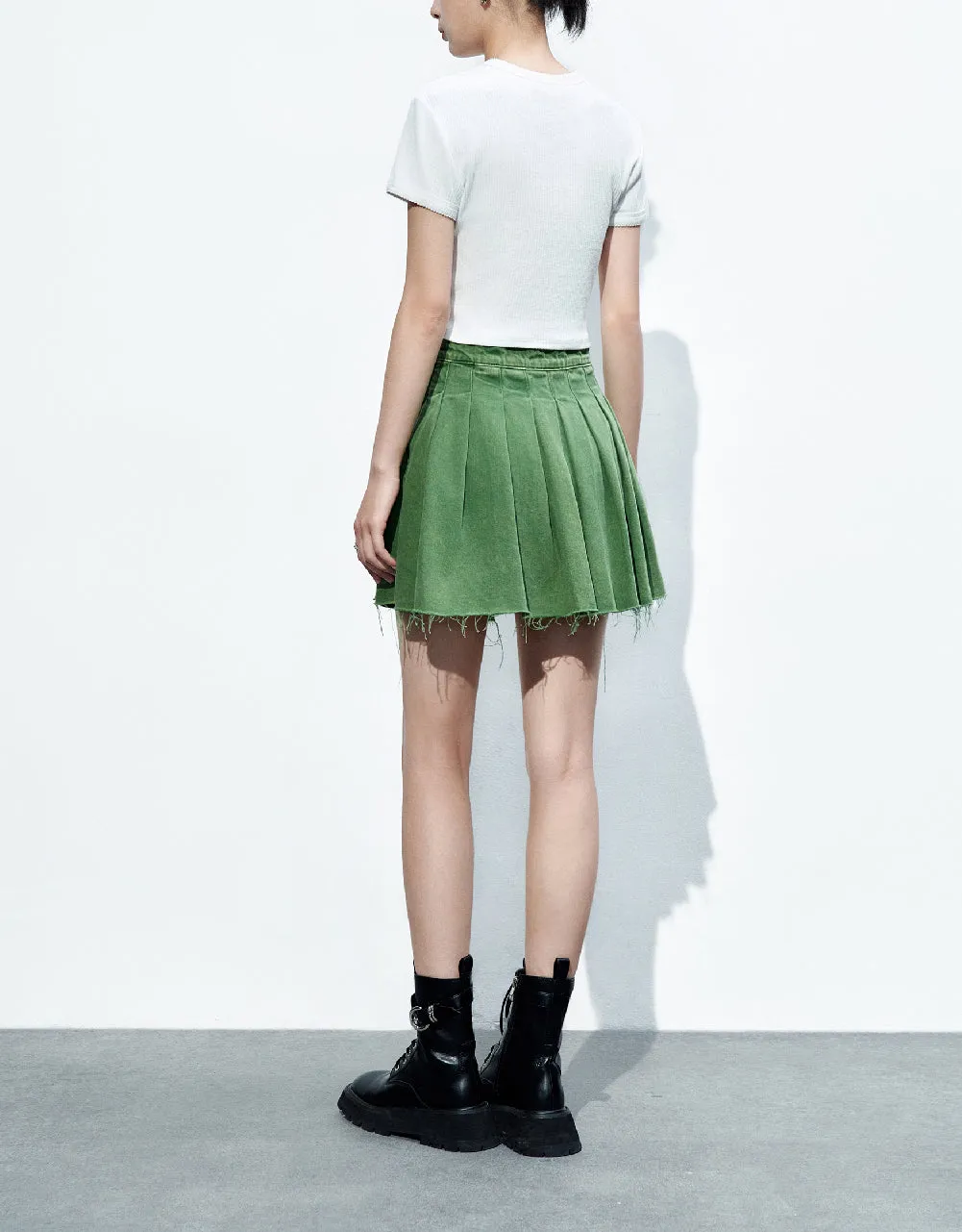 Crew Neck Knitted T-Shirt sold by Urban Revivo product image thumbnail 4