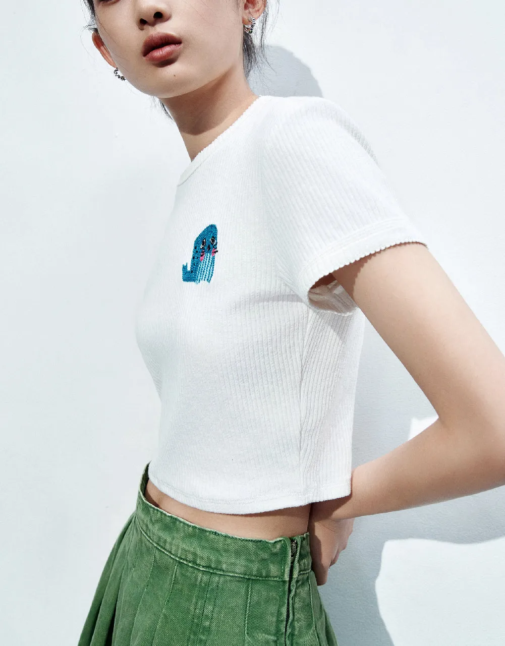 Crew Neck Knitted T-Shirt sold by Urban Revivo product image thumbnail 3