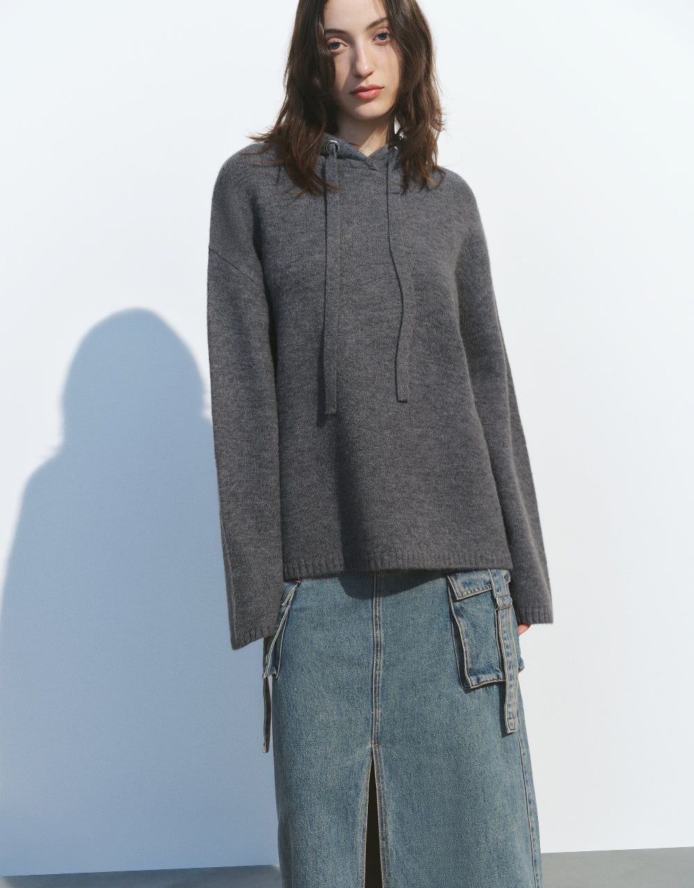 Drop Shoulder Sleeve Hooded Sweater sold by Urban Revivo product image thumbnail 5