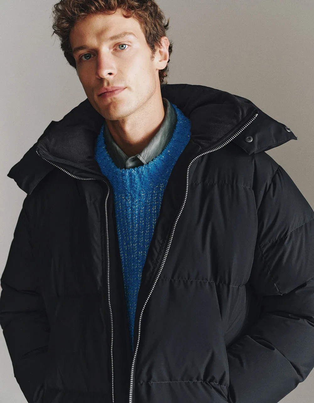 Zipper Front Hooded Down Jacket sold by Urban Revivo product image thumbnail 5