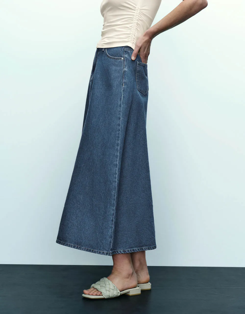 Midi A-Line Denim Skirt sold by Urban Revivo product image thumbnail 4