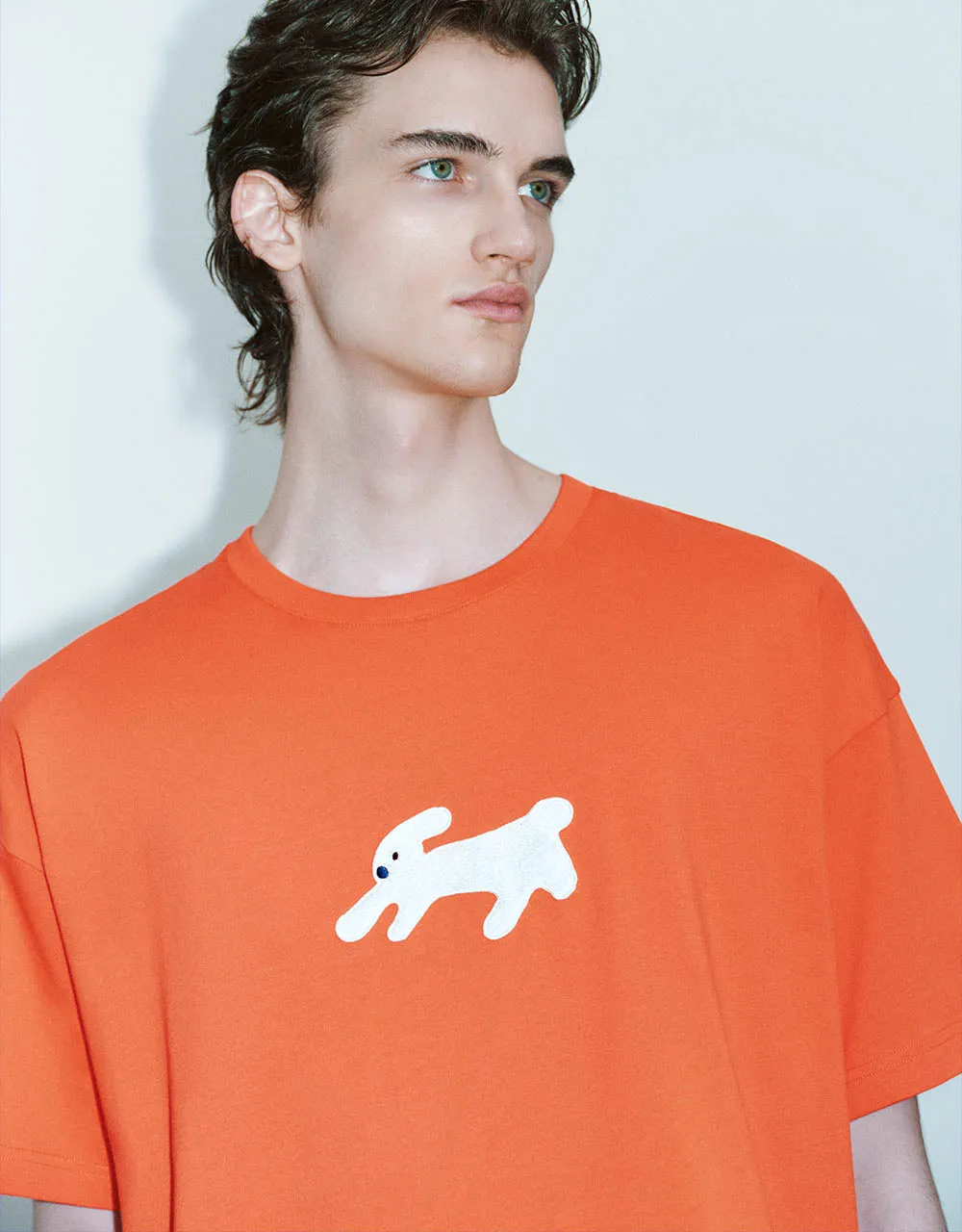 Embossed Crew Neck Loose T-Shirt sold by Urban Revivo product image thumbnail 4