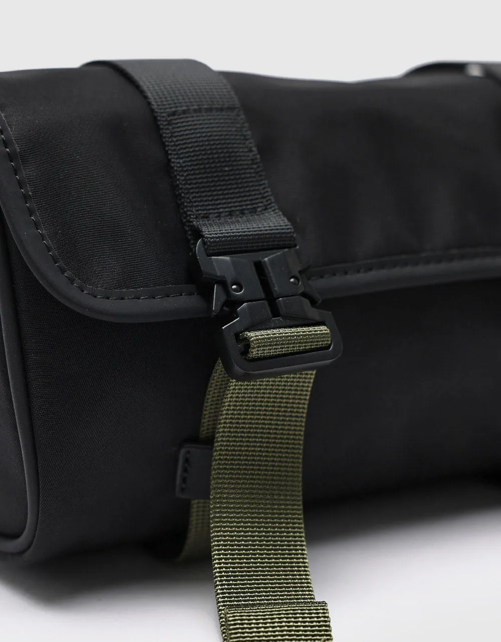 Double Buckled Shoulder Bag sold by Urban Revivo product image thumbnail 5