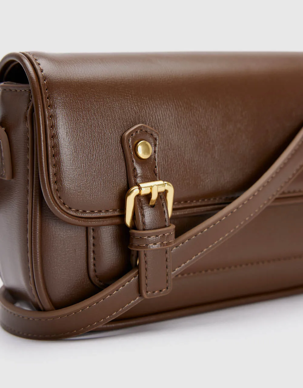 Vegan Leather Messenger Bag sold by Urban Revivo product image thumbnail 5