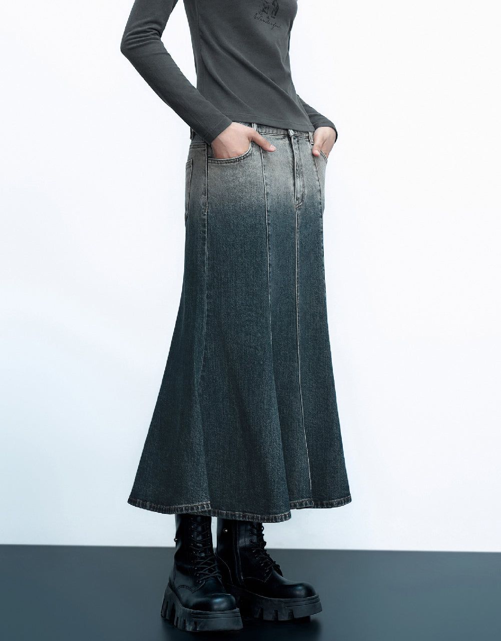 Midi Fishtail Denim Skirt sold by Urban Revivo product image thumbnail 4