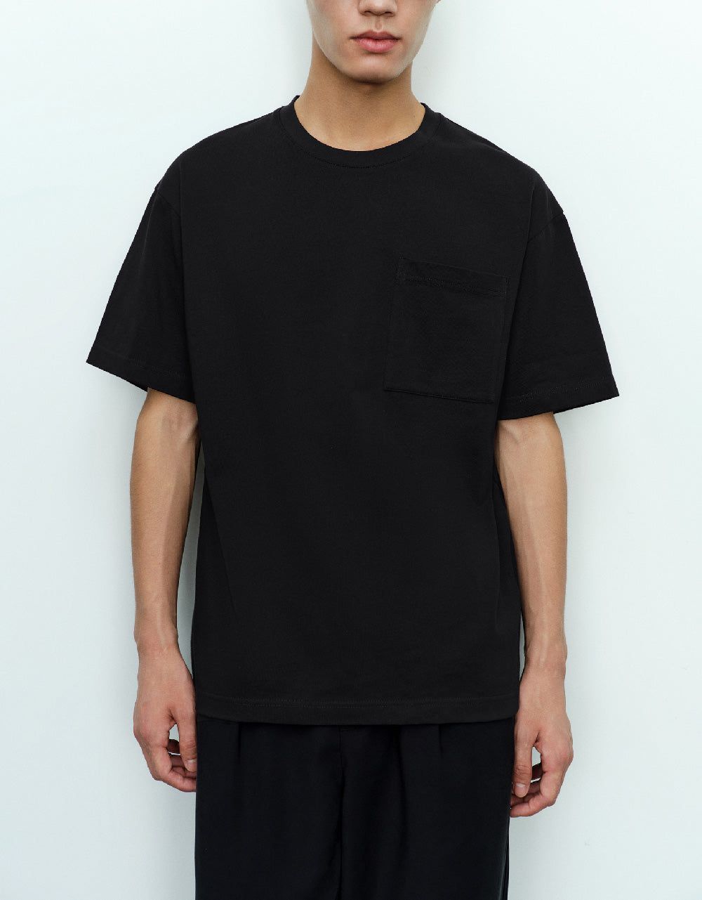 Straight Crew Neck T-Shirt sold by Urban Revivo product image thumbnail 2