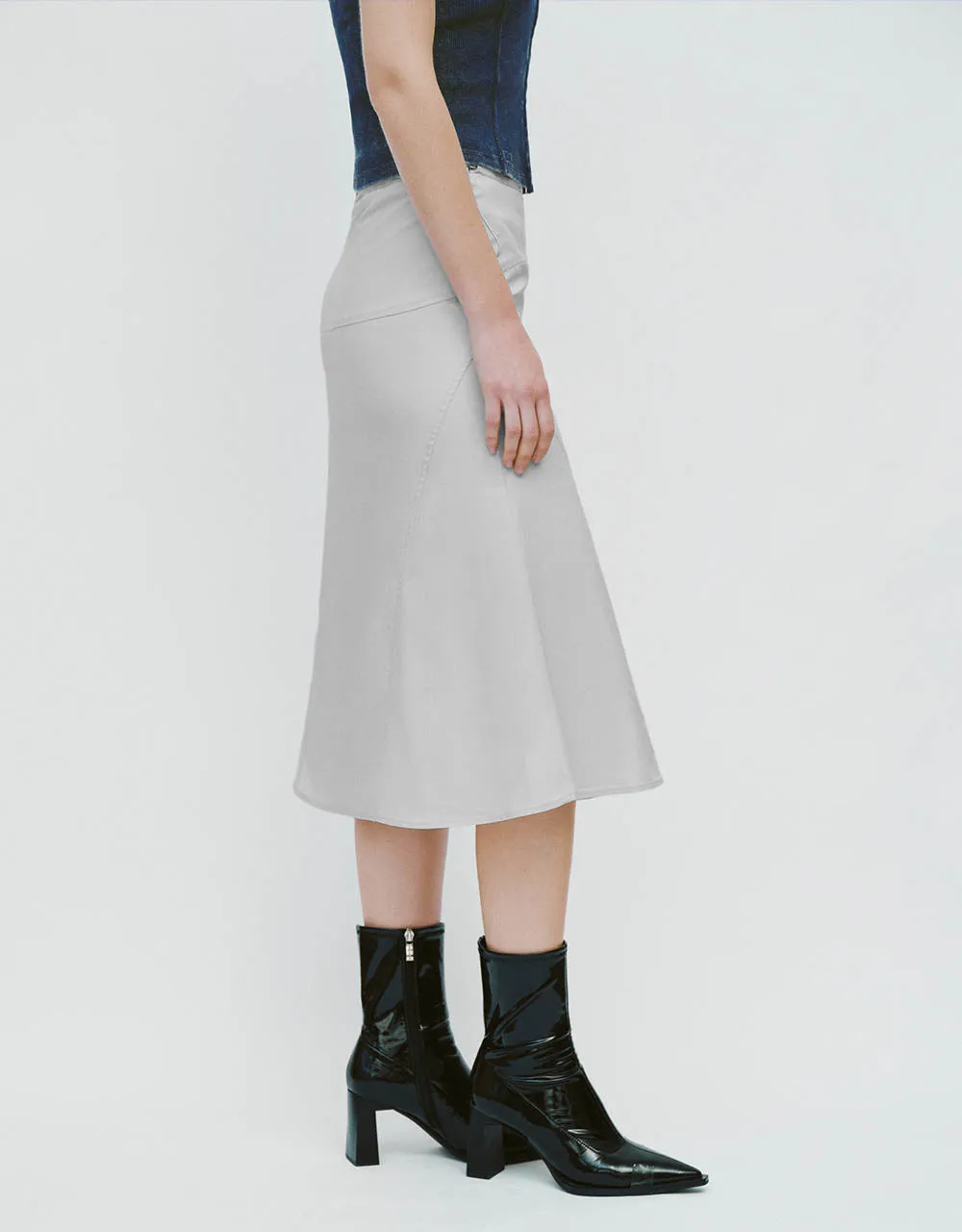 Midi Straight Skirt sold by Urban Revivo product image thumbnail 4