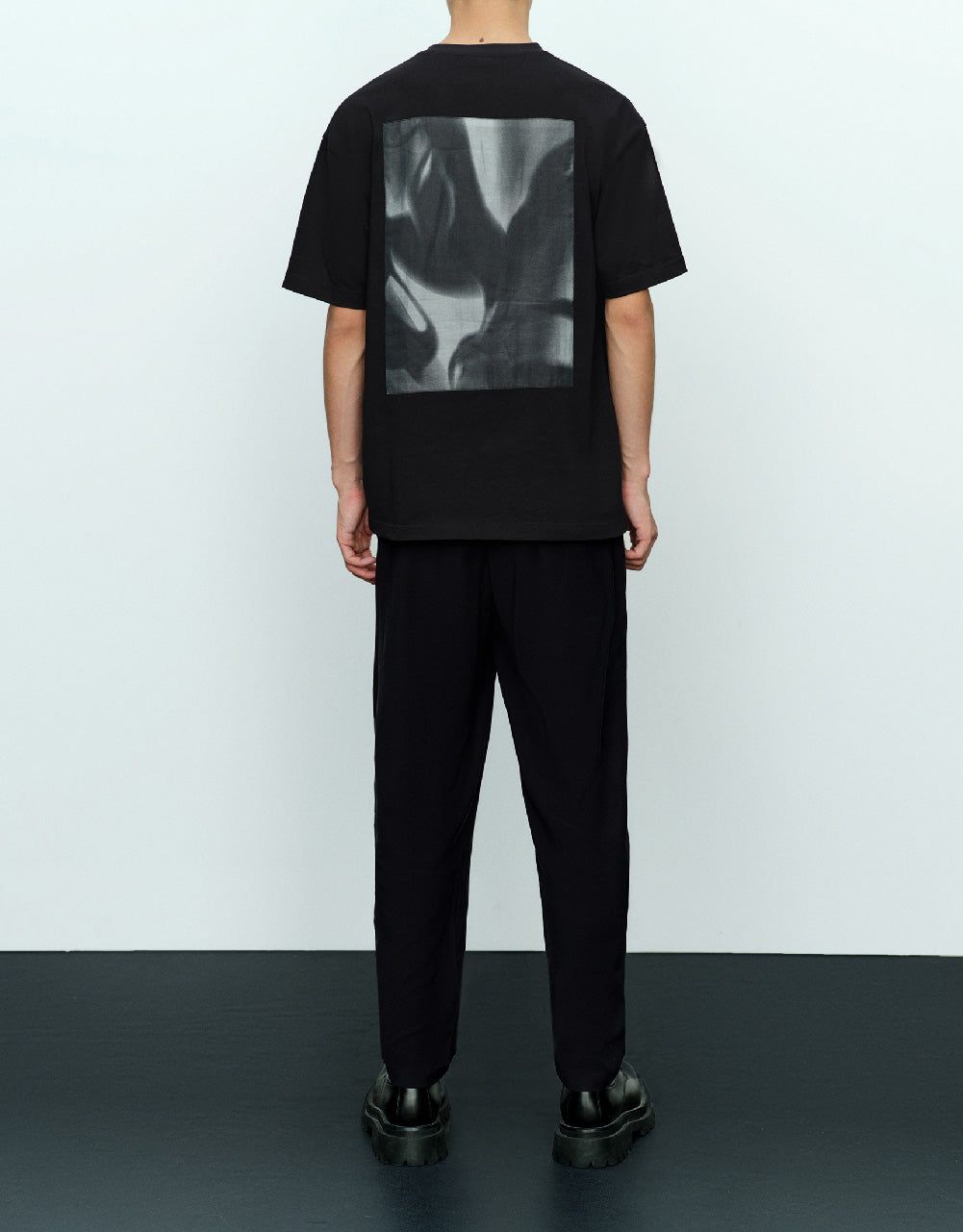 Straight Crew Neck T-Shirt sold by Urban Revivo product image thumbnail 4