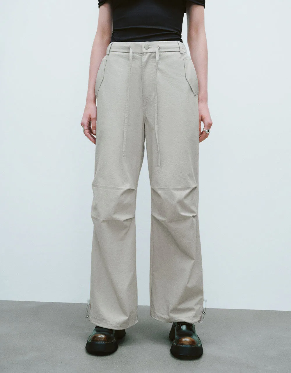 Loose Straight Pants sold by Urban Revivo product image thumbnail 3