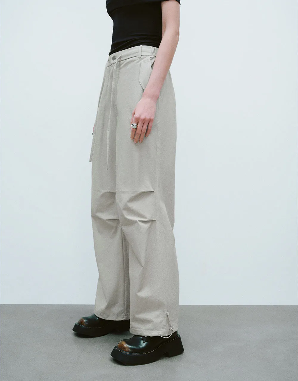 Loose Straight Pants sold by Urban Revivo product image thumbnail 4