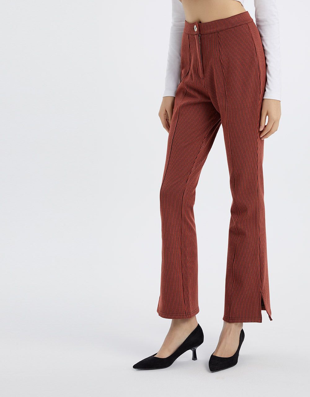Split Hem Flare Leg Pants sold by Urban Revivo product image thumbnail 3