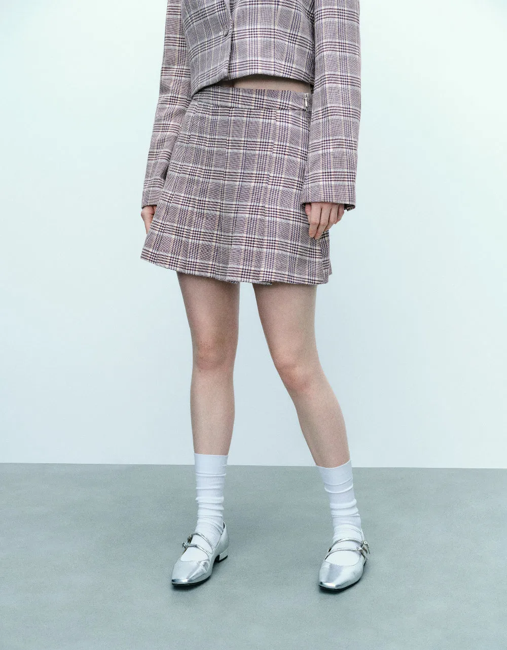 Plaid Mini A-Line Skirt sold by Urban Revivo product image thumbnail 2