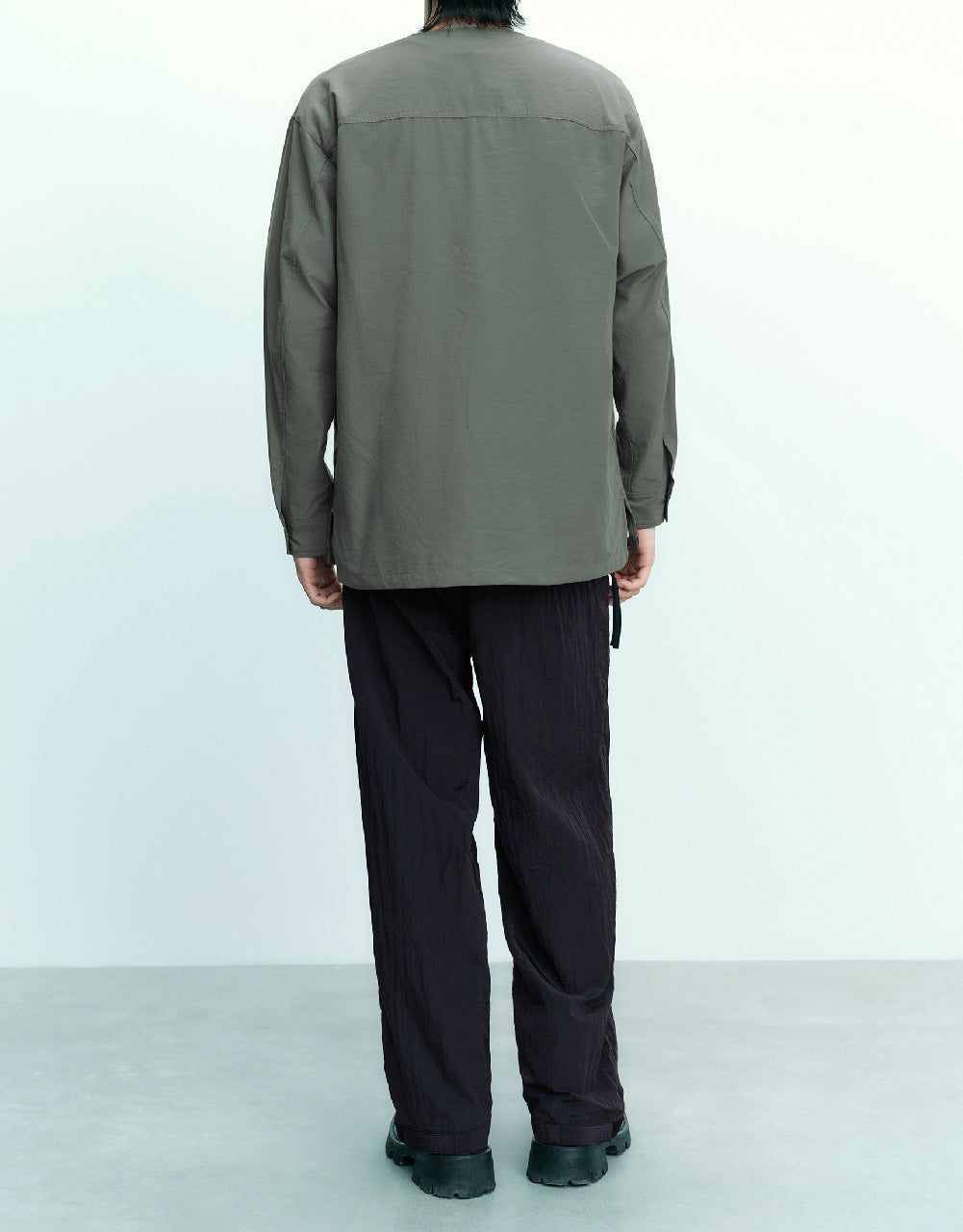 Wrapped V-Neck Straight Jacket sold by Urban Revivo product image thumbnail 4