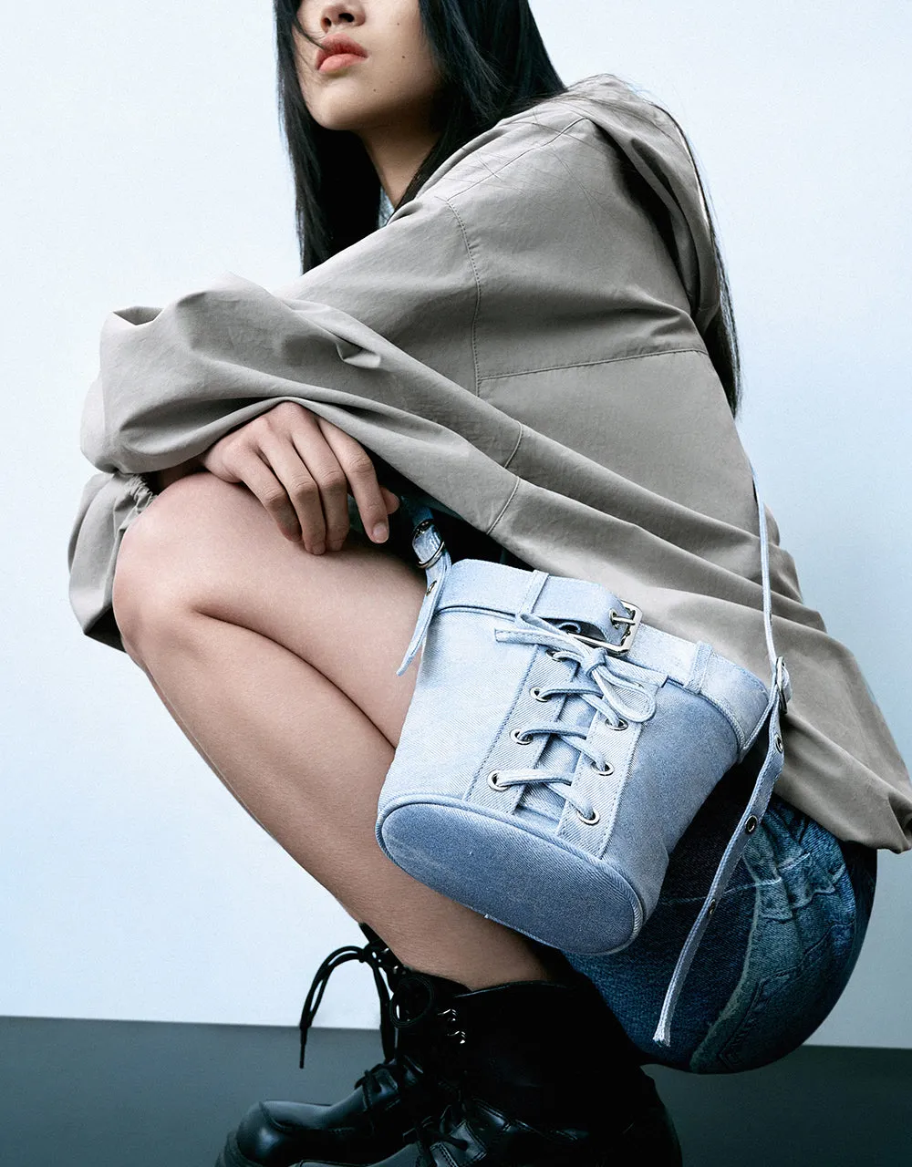 Zip Half Placket Hooded Overhead Shirt sold by Urban Revivo product image thumbnail 4