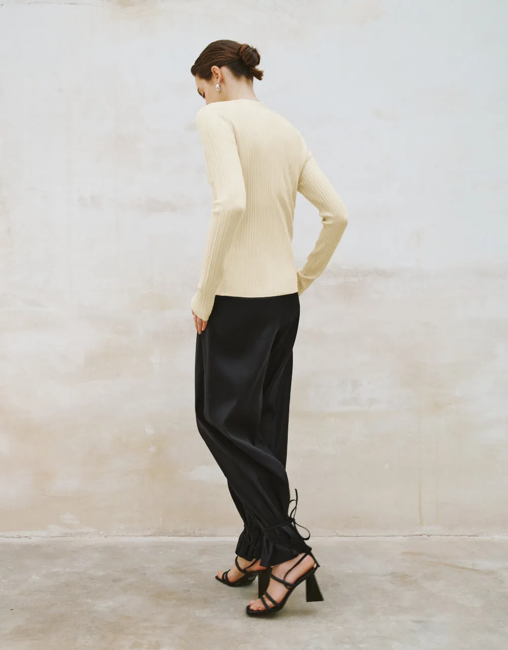 V-Neck Knitted Cardigan sold by Urban Revivo product image thumbnail 4