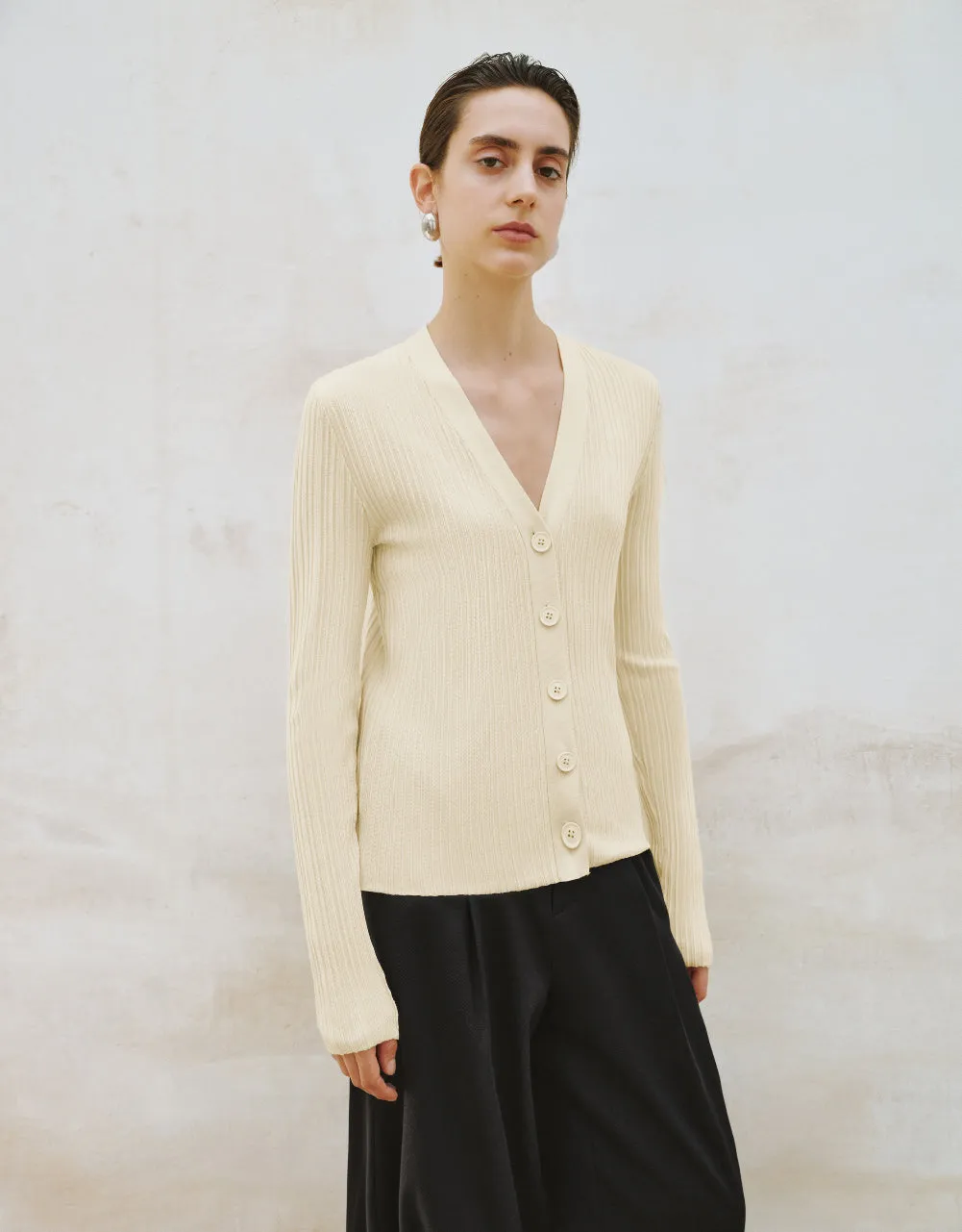V-Neck Knitted Cardigan sold by Urban Revivo product image thumbnail 3