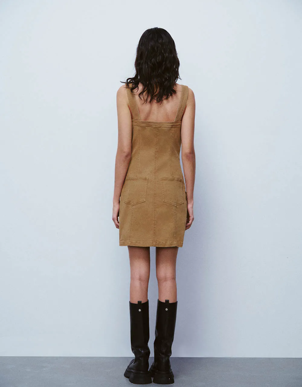 Zipper Front Sleeveless V-Neck Skater Dress sold by Urban Revivo product image thumbnail 4