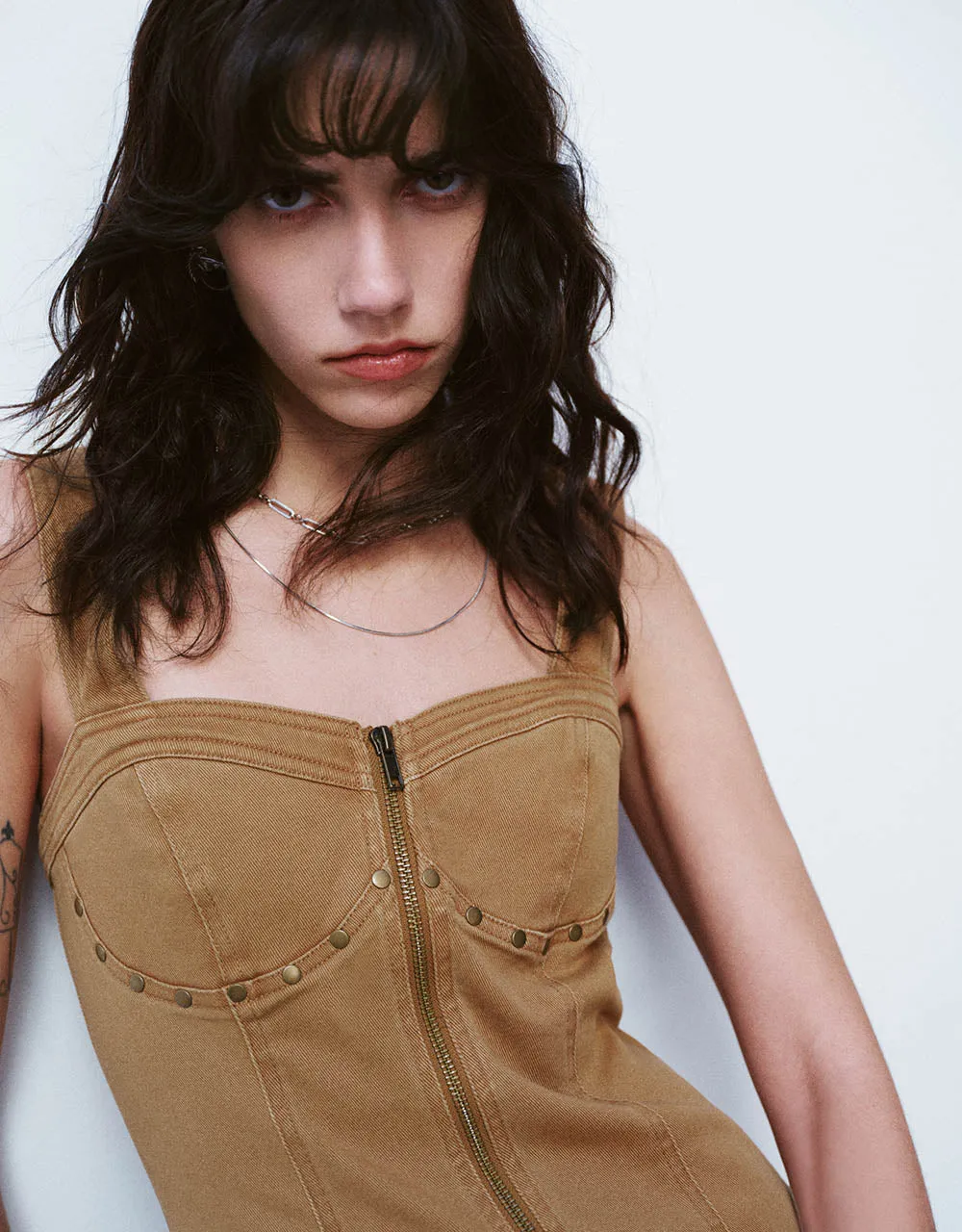 Zipper Front Sleeveless V-Neck Skater Dress sold by Urban Revivo product image thumbnail 5