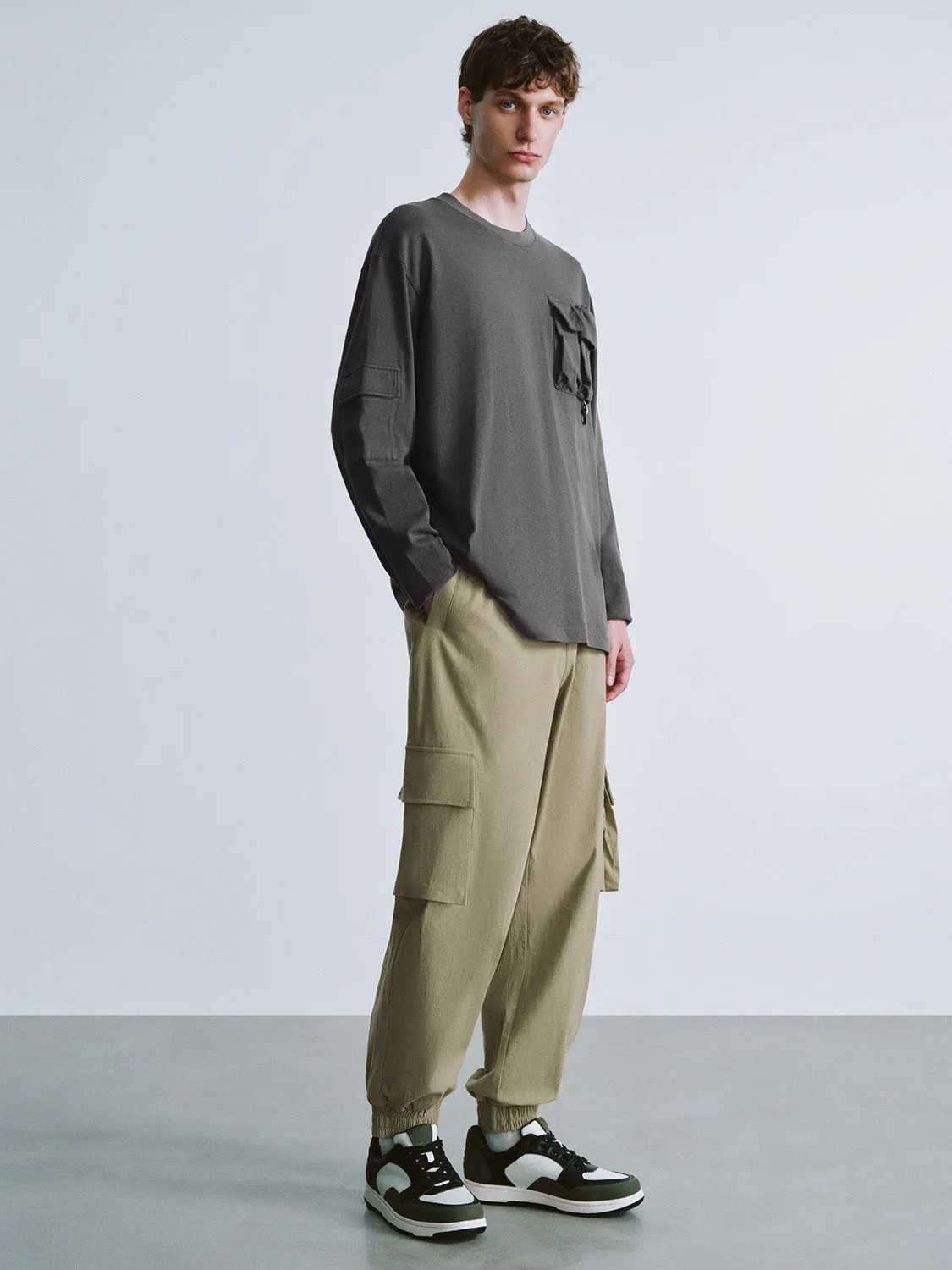 Crew Neck Loose T-Shirt sold by Urban Revivo product image thumbnail 5