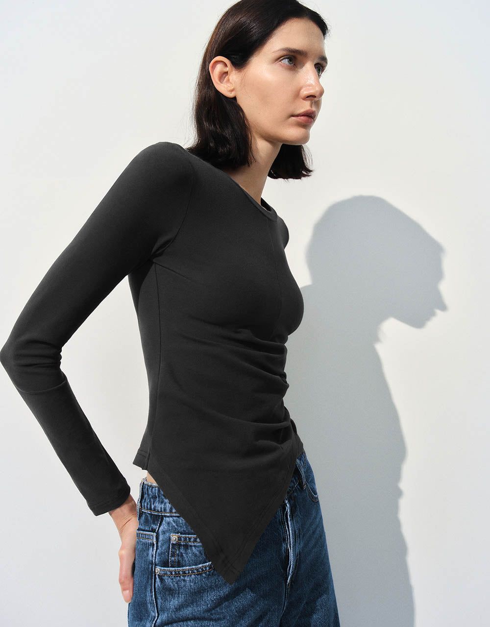 Asymmetric Crew Neck T-Shirt sold by Urban Revivo product image thumbnail 3