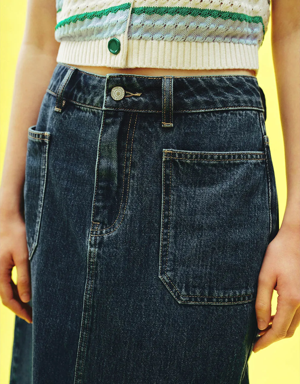 Front Pocket Midi Straight Denim Skirt sold by Urban Revivo product image thumbnail 5