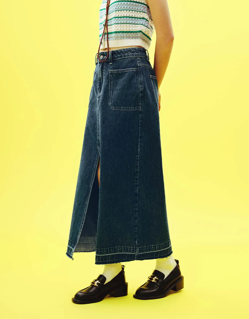 Front Pocket Midi Straight Denim Skirt sold by Urban Revivo product image thumbnail 4