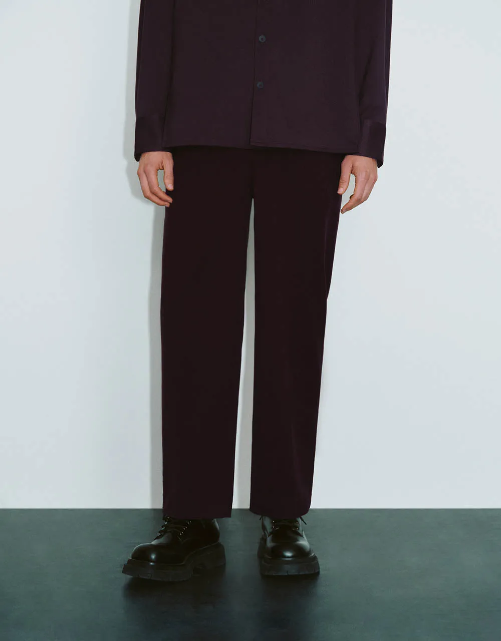 Straight Pants sold by Urban Revivo product image thumbnail 2