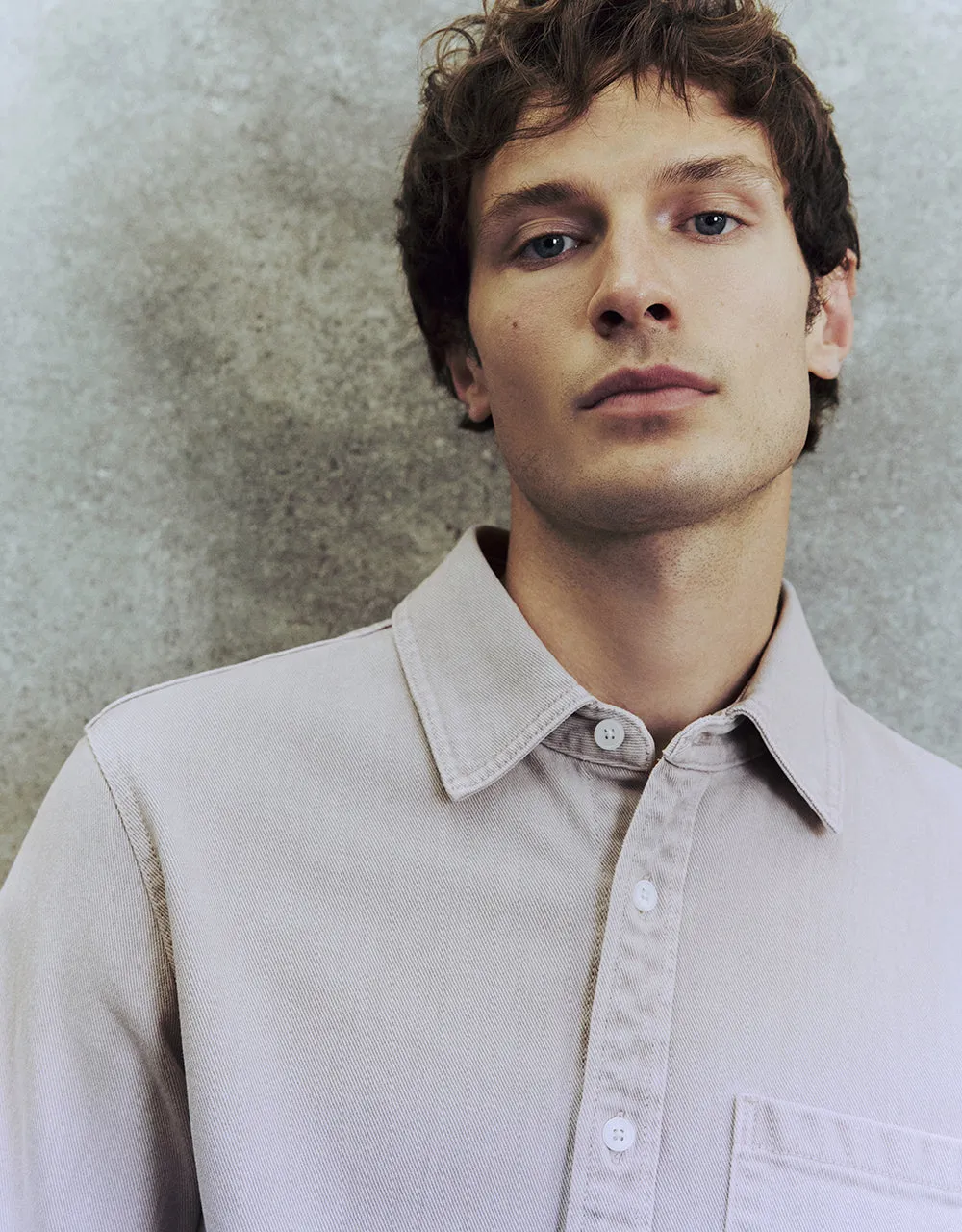 Button Up Loose Denim Shirt sold by Urban Revivo product image thumbnail 4