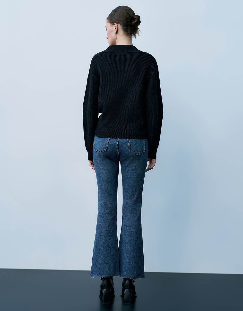 Straight Knitted T-Shirt sold by Urban Revivo product image thumbnail 4