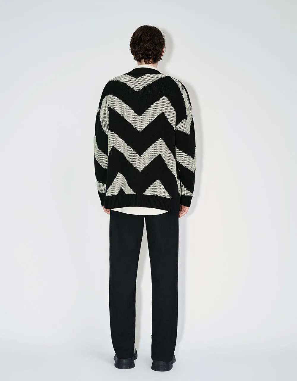 V-Neck Knitted Cardigan sold by Urban Revivo product image thumbnail 4