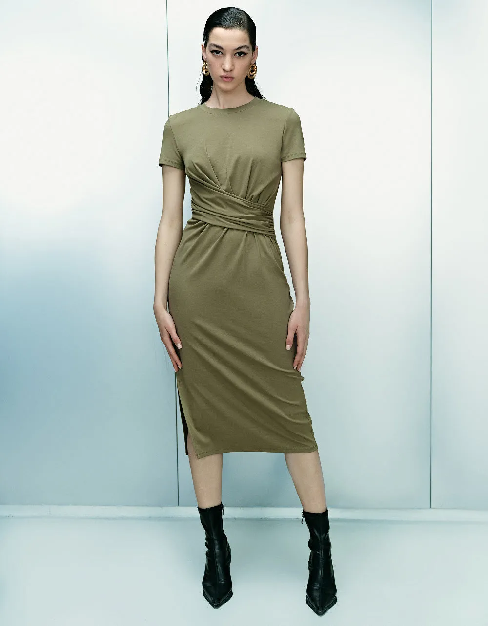 Crew Neck Skinny Dress sold by Urban Revivo
