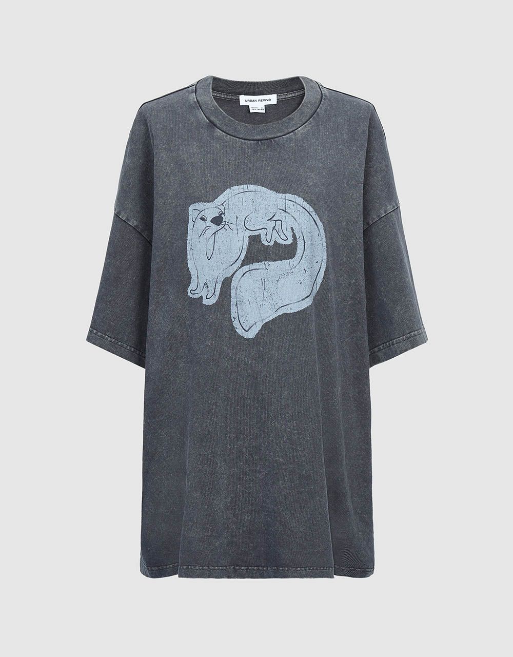 Skunk Printed Crew Neck Straight T-Shirt sold by Urban Revivo