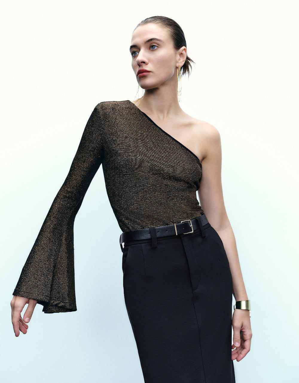 One Shoulder Skinny T-Shirt sold by Urban Revivo