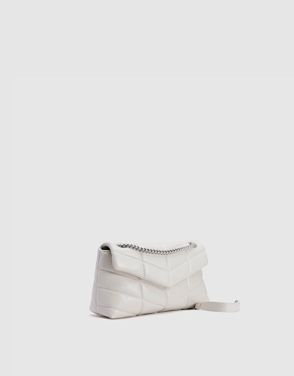 Embossed Chain Shoulder Bag sold by Urban Revivo product image thumbnail 2