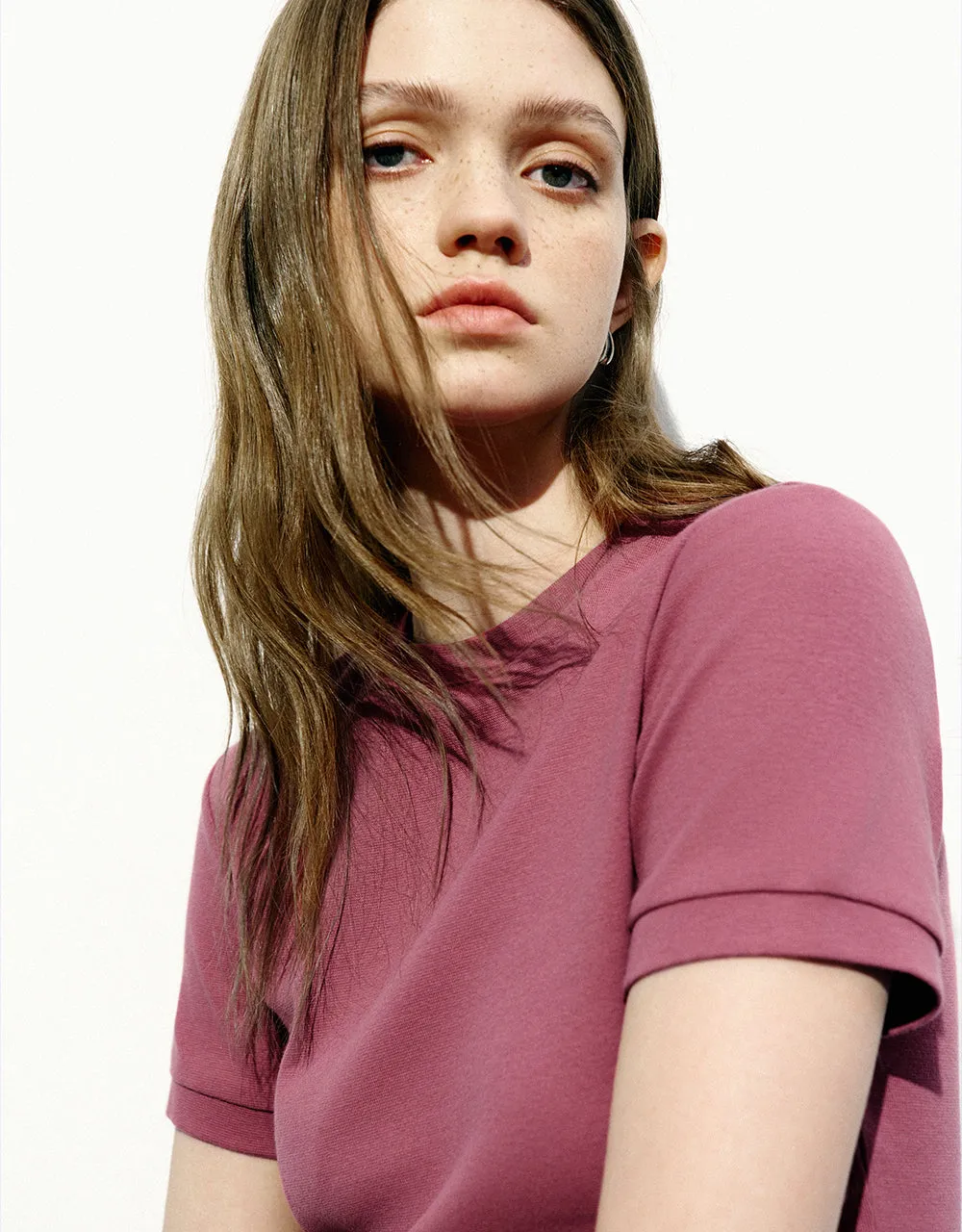 Crew Neck Skinny T-Shirt sold by Urban Revivo product image thumbnail 4